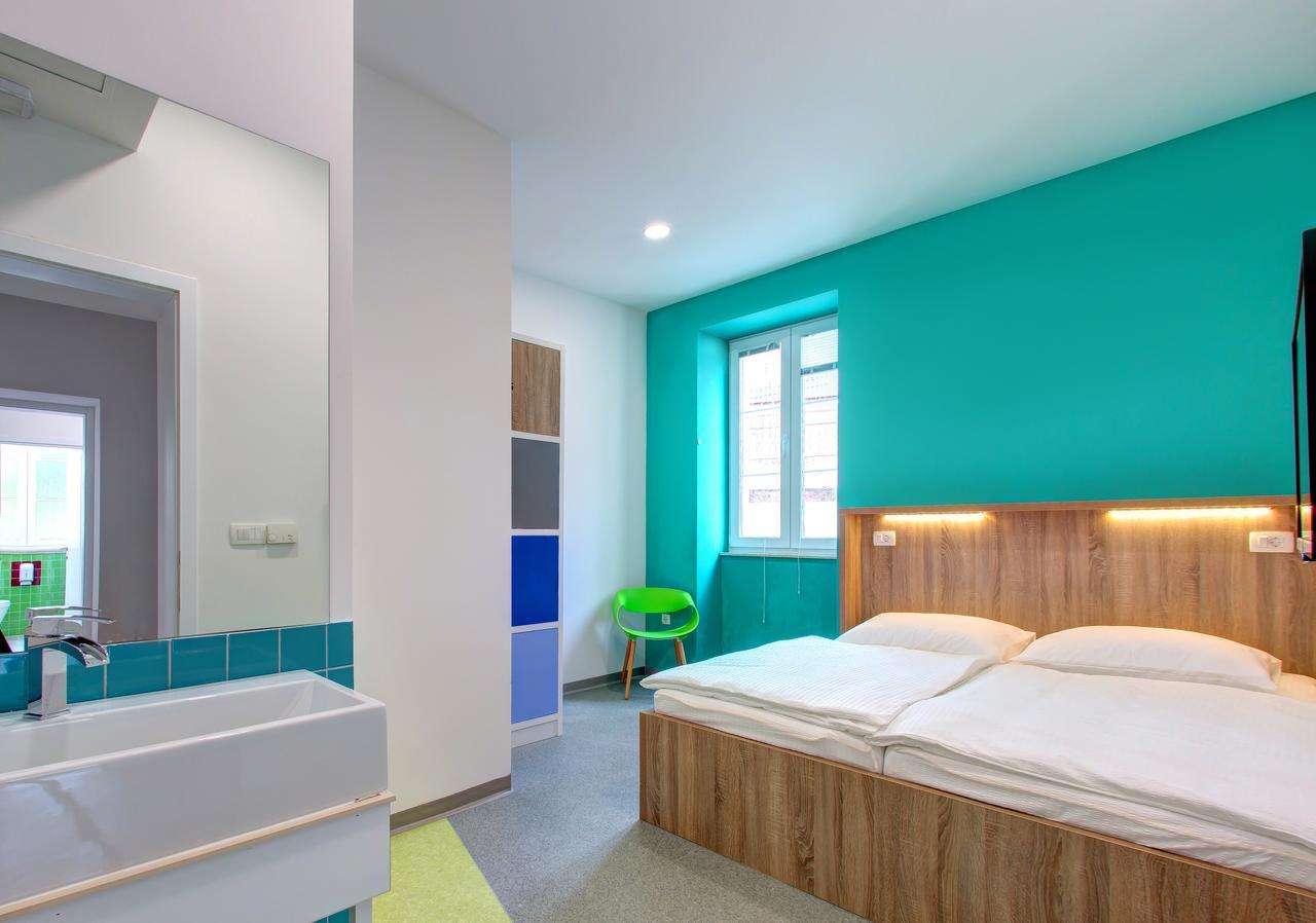 Starmo Hostel 모스타르 외부 사진